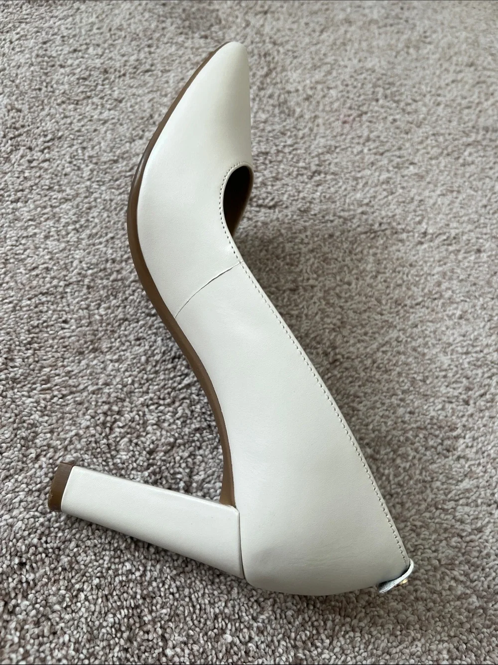 CREAM/ WHITE MILLY FLEX PUMP By MICHAEL KORS